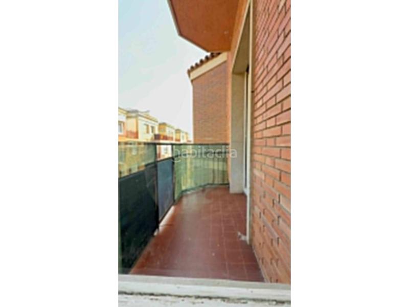 Foto cf9b882c-7786-4e5e-a8a5-f6cdd0dd5862. Piso venta de piso en Plaça Catalunya Manresa