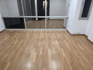 Business premise in Centre - Passeig i Rodalies