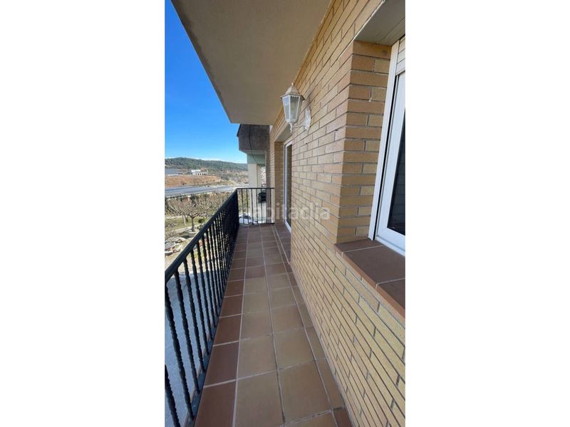 Foto e2720c23-abab-46d9-aea0-7bf42e2a9713. Dúplex amb calefacció a Puig-reig