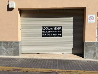 Local Comercial a Calle Cervantes