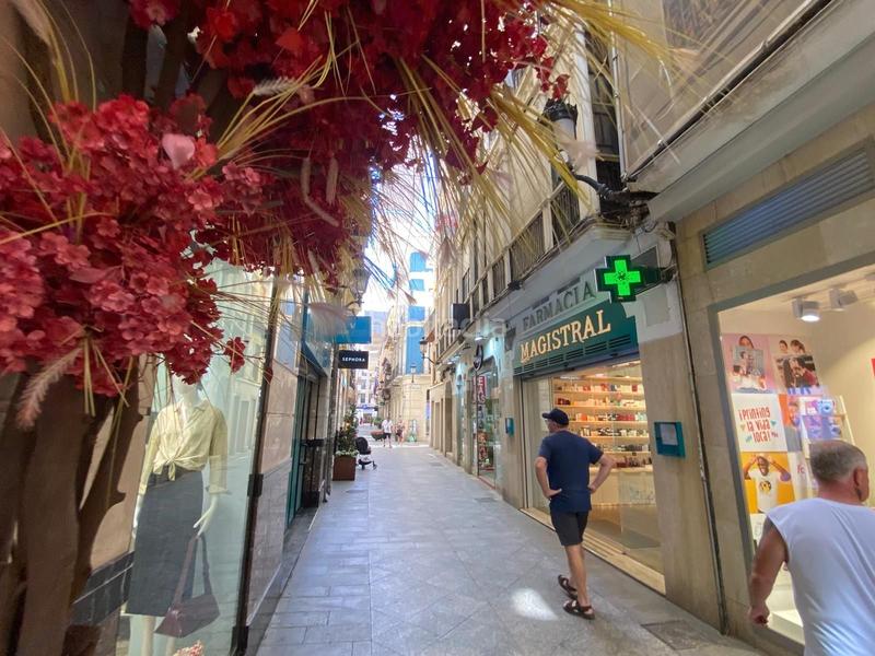 Foto 5980d997-3e49-4dc4-8d79-f396c2dcf629. Alquiler apartamento en gonzalez adalid 10 estupendo apartamento de lujo y en alquiler en calle platería en Murcia