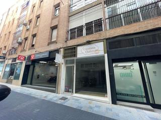 Lloguer Local Comercial a San Miguel. Alquiler de local en pleno centro