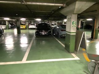 Autoparkplatz  Pasos de santiago. Estupenda plaza de garaje en venta