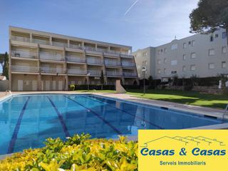 Pis a Riells 126. Piso en venta en lescala