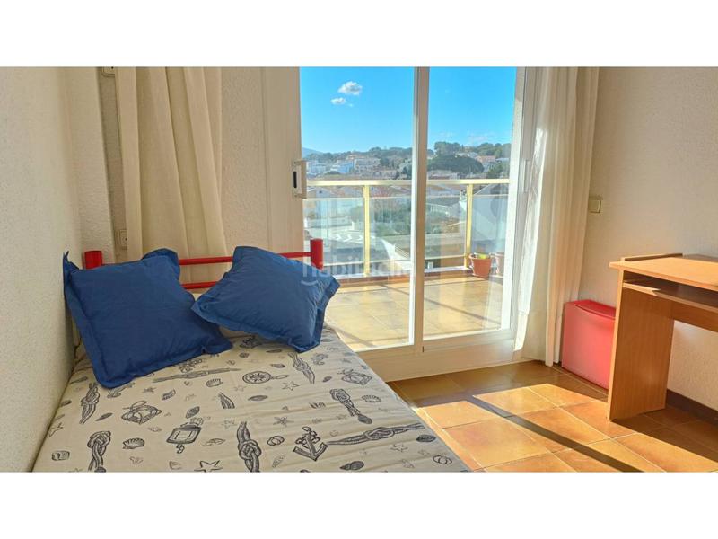 Foto f0c1a67a-ff34-43da-8564-8d2c6dfd7e82. Pis a mar 15 a Eixample Residencial Escala (L´)