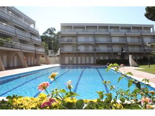 Piso  Calle narcís monturiol. Ático cercano al puerto de lescala