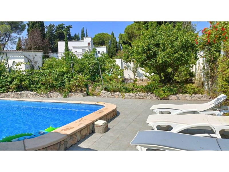 Foto 6e6e1a9b-ea47-40d7-8119-5730d41e30c6. Casa amb aparcament piscina a Riells Escala (L´)