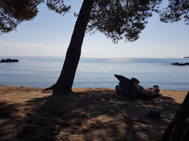 Foto b3dbb0a4-8174-4e90-8648-2baa50e11210. Casa amb aparcament piscina a Riells Escala (L´)