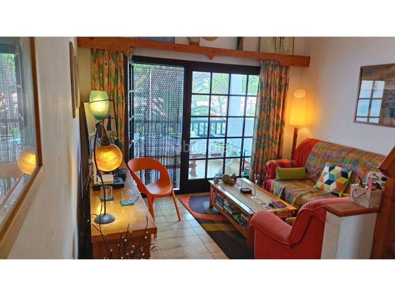 Foto 570ef133-d6c4-44f0-b602-0fba84fad2a2. Etagenwohnung in calle berenguer mallol 8 in Port - La Clota - Puig Sec Escala (L´)