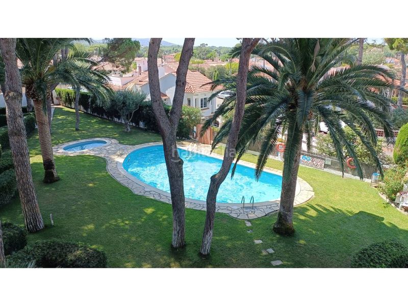 Foto bd9947f8-fef0-42ca-a71c-72faaa46d8c5. Etagenwohnung in calle berenguer mallol 8 in Port - La Clota - Puig Sec Escala (L´)