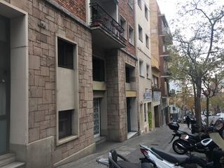 Local commercial à Carrer de los castillejos 406