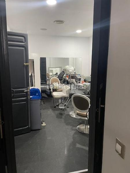 Foto e40b1962-9b28-48fb-8dbd-904e52b9240e. Locale commerciale in carrer de rocafort 155 in La Nova Esquerra de l´Eixample Barcelona