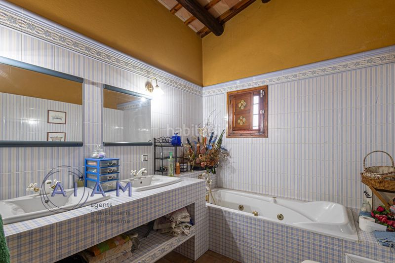 Foto ce971269-23b8-4918-9e03-7637a15aa348. Masia amb aparcament piscina a Residencial Park Maçanet de la Selva