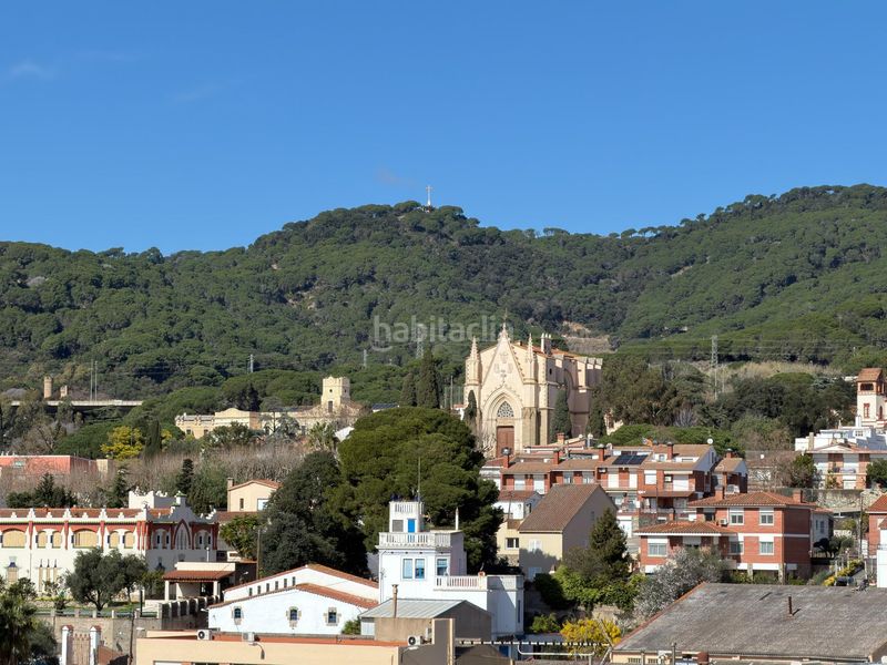 Foto 091fb42a-21f4-4319-9487-8fef3bd3cca7. Casa amb aparcament piscina a Canet de Mar