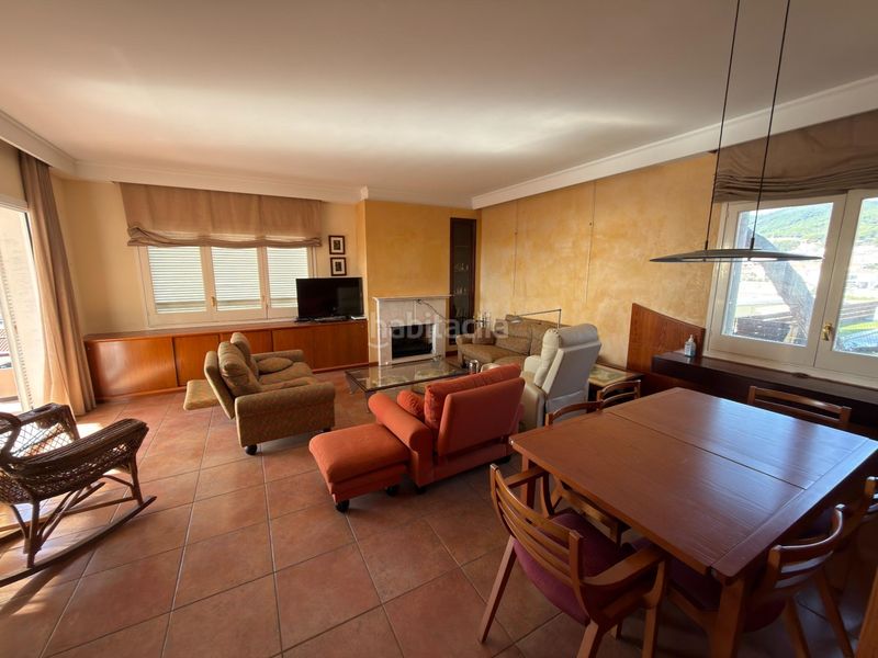 Foto 112cc474-f92d-46d6-b562-233faabf6a55. Casa amb aparcament piscina a Canet de Mar