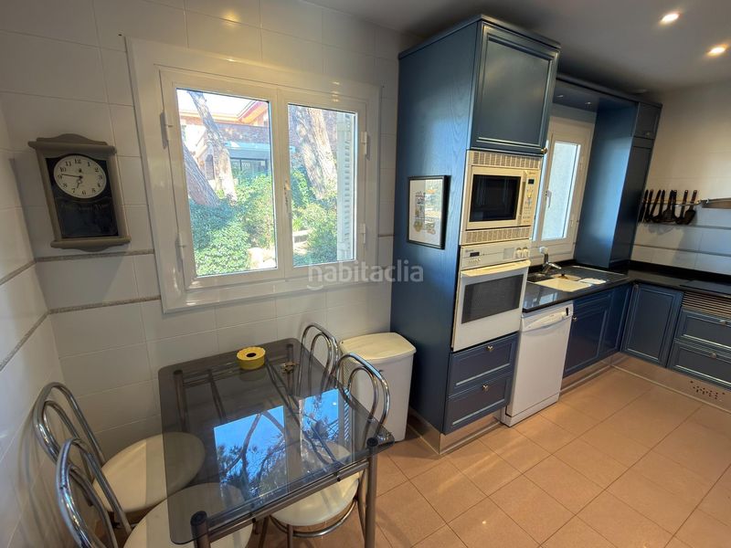 Foto 5aa8ff06-4816-4af5-9212-b7a2ce2dcdbd. Casa amb aparcament piscina a Canet de Mar