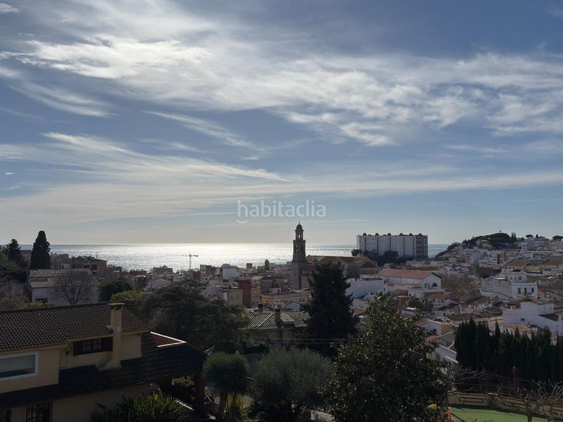 Foto 877d9c86-7291-4f02-b463-e428b662c4c8. Casa amb aparcament piscina a Canet de Mar