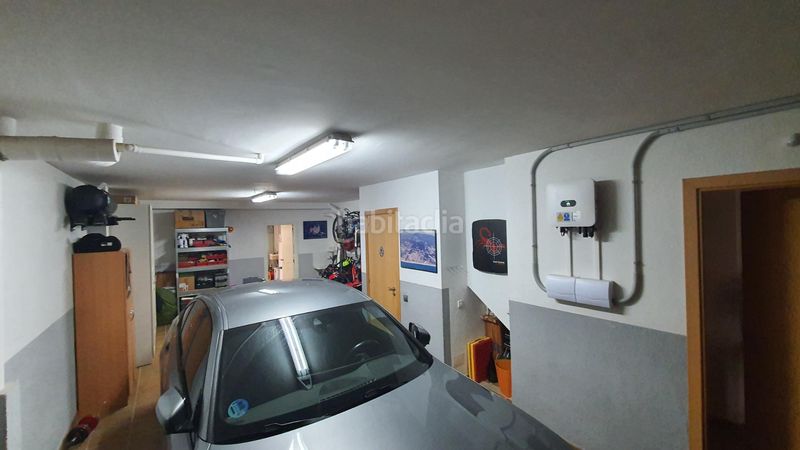 Foto 4c905693-01bd-40ff-ba85-5977e67d0888. Casa adossada amb aparcament a Canet de Mar