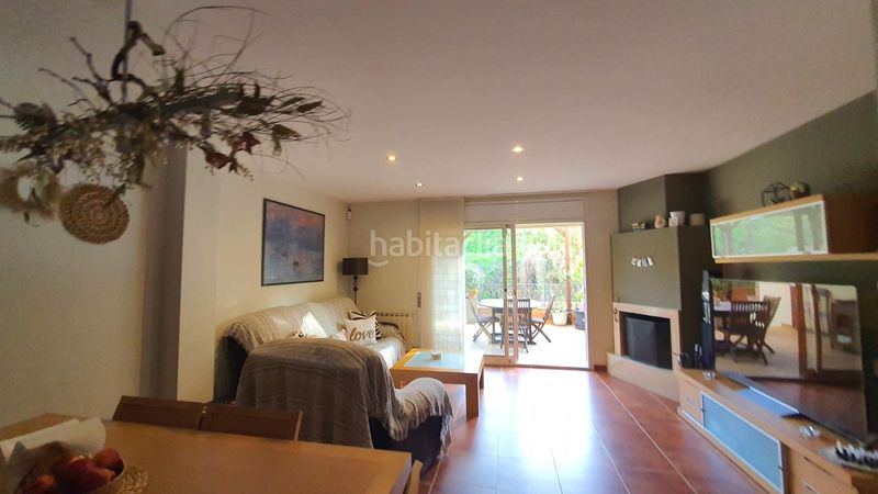Foto 84d3d79e-d2a9-4f83-8b0d-74aed64c0d14. Casa adossada amb aparcament a Canet de Mar