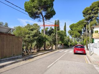 Wohngrundst�ck  Vall d'or. Terreno edificable en venta de 1.156 m2 en avinguda vall dor, va