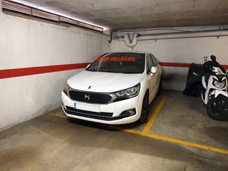 Lloguer Aparcament cotxe  Riera de sant andreu. Parking en alquiler en riera de sant andreu, barcelona