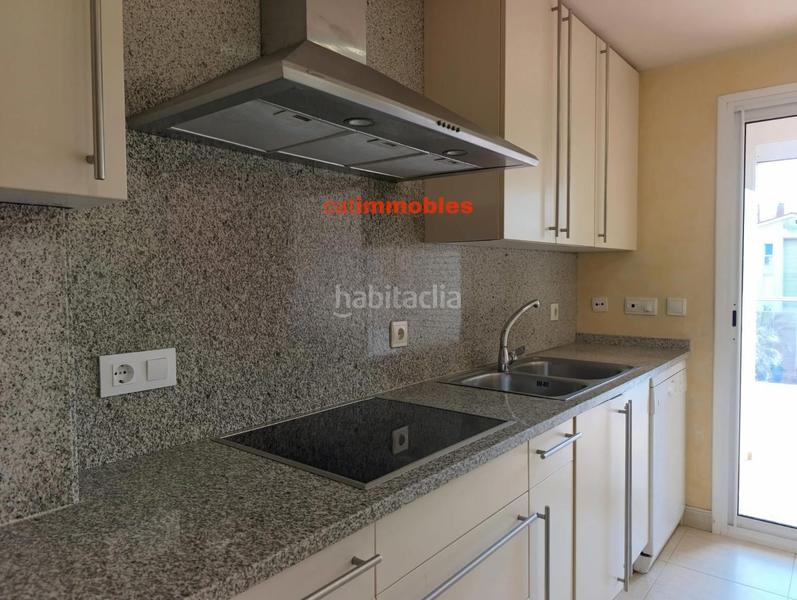 Foto a0364f2f-cedb-4f84-b7f4-e438d87ccef5. Location duplex avec chauffage parking piscine dans Sitges