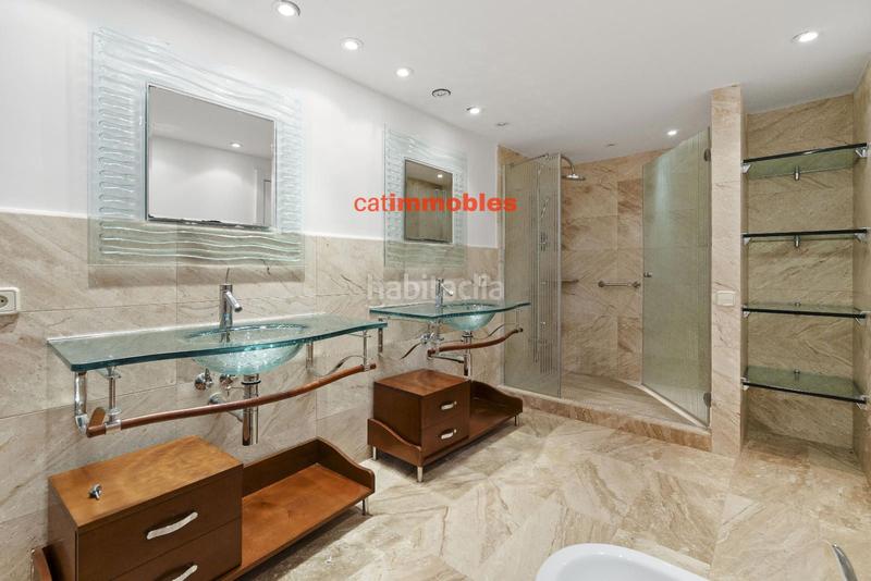Foto c1bebaa0-65b5-485f-854b-48d480d1a461. Chalet mit heizung in La Floresta Sant Cugat del Vallès