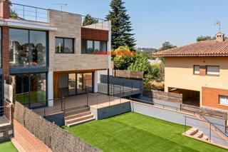 Maison jumelée  Blasco ibáñez. Espectacular casa adosada en venta en ca nenric, valldoreix