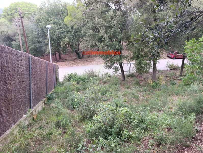Foto b31b9cec-8a20-4d70-a0c7-fe1c01b28dba. Terreno residenziale in La Floresta Sant Cugat del Vallès