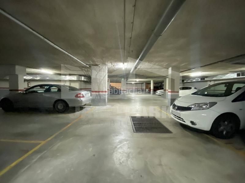Foto 11601c81-b55d-4a47-9a77-cfa35437fd2b. Parking voiture dans Centre Sabadell