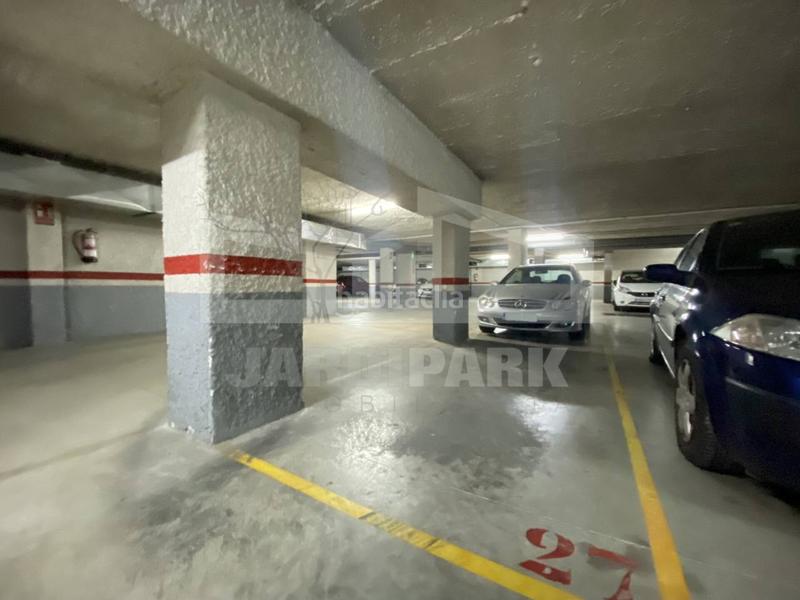 Foto bb7d9460-03c0-4834-acc4-2951a0cda5e0. Parking voiture dans Centre Sabadell