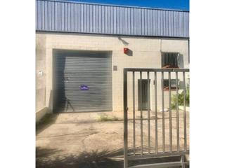 Bâtiment à usage industriel  Montsia. Nave comercial en venta en castellar del vallès