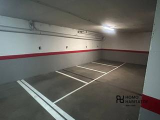 Aparcament cotxe  Montserrat. Plaza de parquing para moto