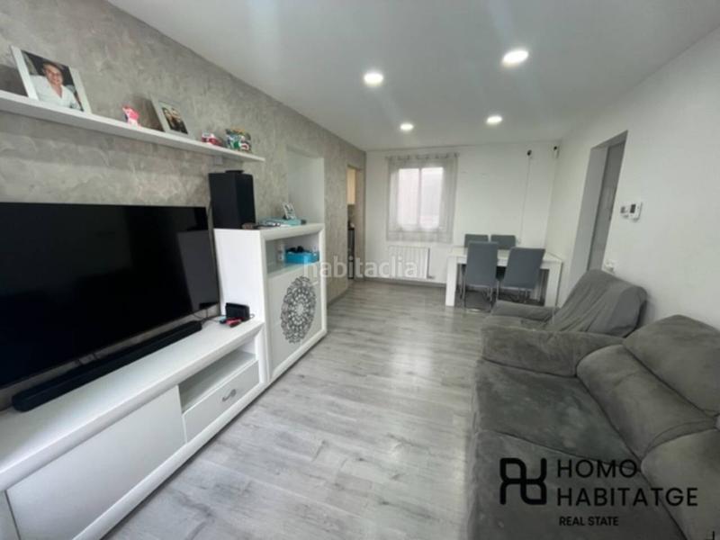 Foto a39ff052-7ccb-45e3-b763-15a2c9c882f2. Piso venta de piso en torrerromeu en Torre-romeu Sabadell