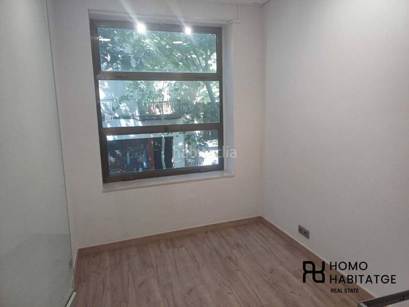 Foto 9c9f1ff5-3705-4a91-8794-b28b07a8f190. Lloguer oficina a Centre Sabadell