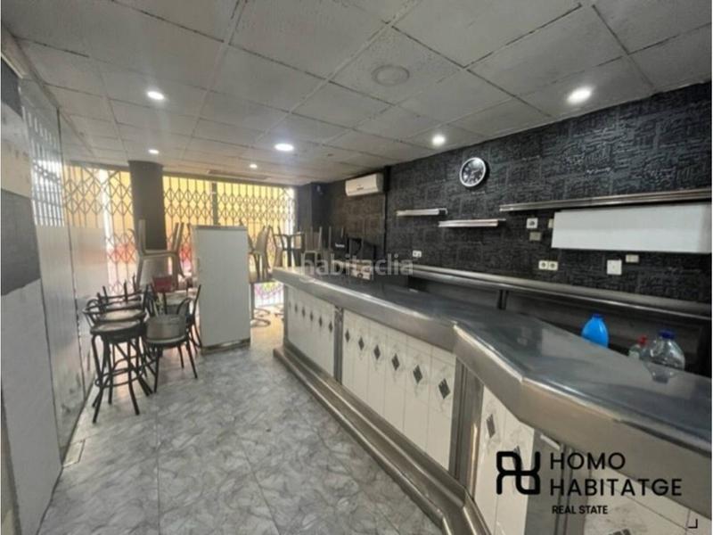 Foto 286c0209-abd8-45fd-b39a-26e8cd9a458c. Local comercial local restaurante con licencia en Sabadell