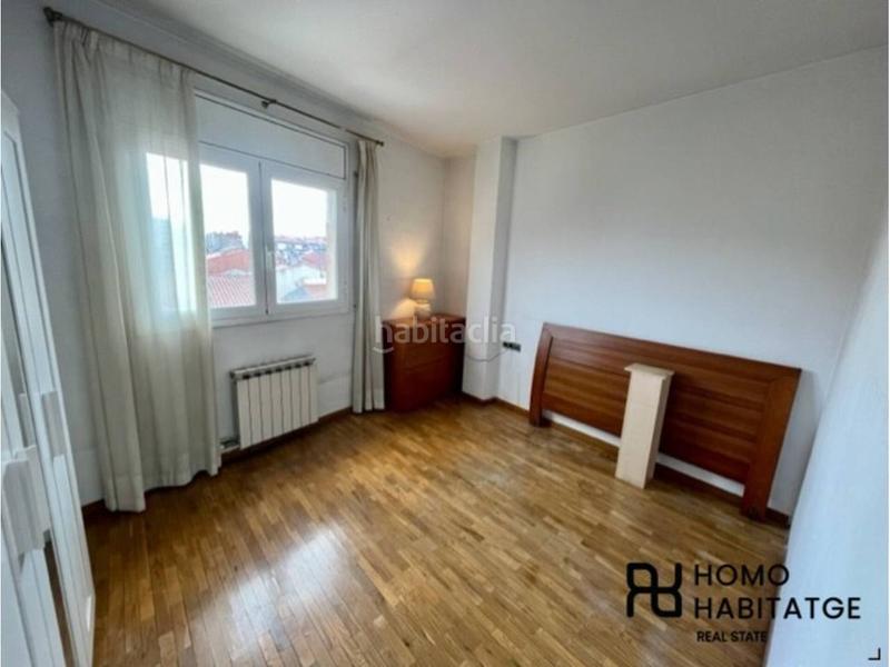 Foto c7d3e157-a15b-4fe1-8966-c7eab7f61f5a. Appartamento con riscaldamento in Eixample Sabadell