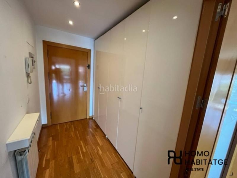 Foto 6fcf9c5a-098c-494d-88fd-16ef956a1301. Piso venta de piso en Centre Sabadell