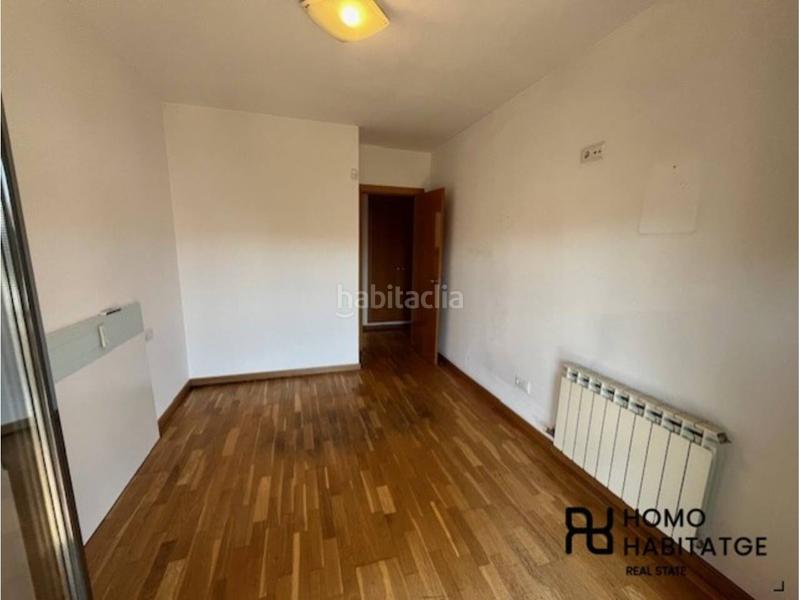 Foto 9c5769d9-9175-42bd-8a1b-0a704206edde. Piso venta de piso en Centre Sabadell