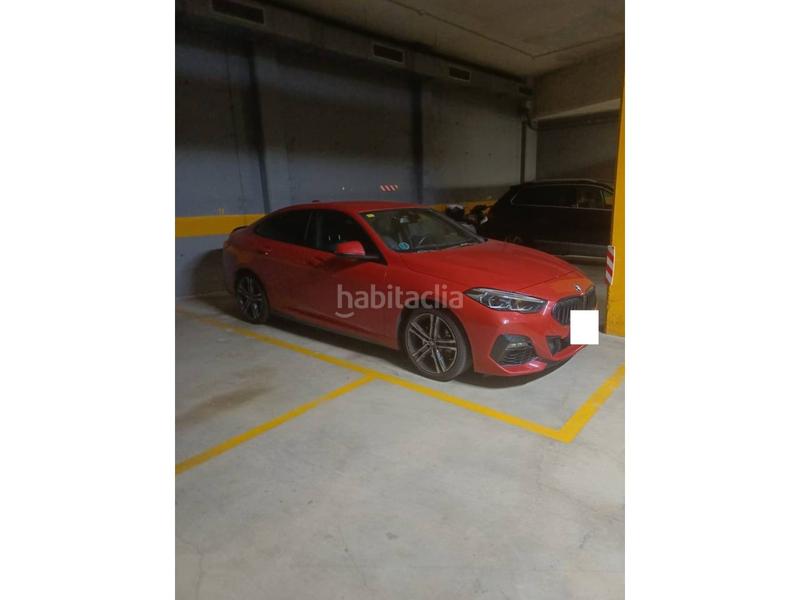 Foto 250d3d38-53e0-46c3-a5bb-cf47b9abb281. Parking coche venta de plazas de parking Centre en Sabadell