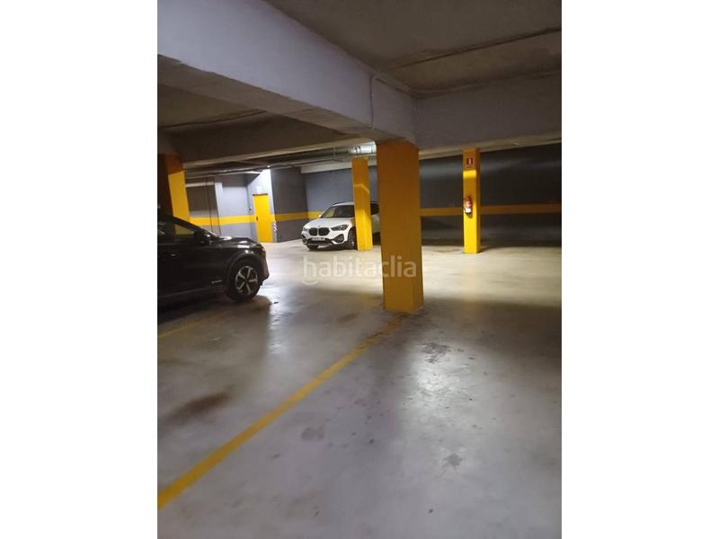 Foto 4b2bcb42-8199-4119-aca5-6a0cfb1abaea. Parking coche venta de plazas de parking Centre en Sabadell