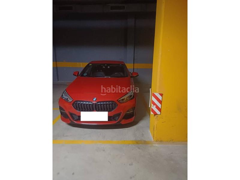 Foto 89f8972a-5f13-482a-b7ea-53974c4a7375. Parking coche venta de plazas de parking Centre en Sabadell