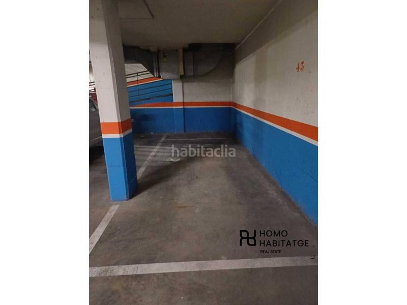Foto 777875c7-3bfe-4565-bf7f-aeca0262ec74. Posto auto in Centre Sabadell