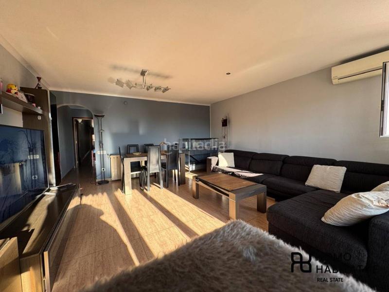 Foto 6118d557-0473-45a7-b33c-d4656b47c467. Appartement avec chauffage dans Sant Pere Nord Terrassa