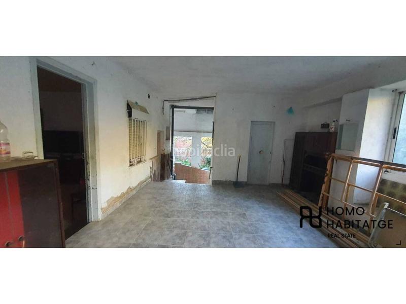 Foto cac6c51e-81c4-426c-a7ec-9b544a430a7b. Casa amb piscina a Can Palet de Vista Alegre Terrassa