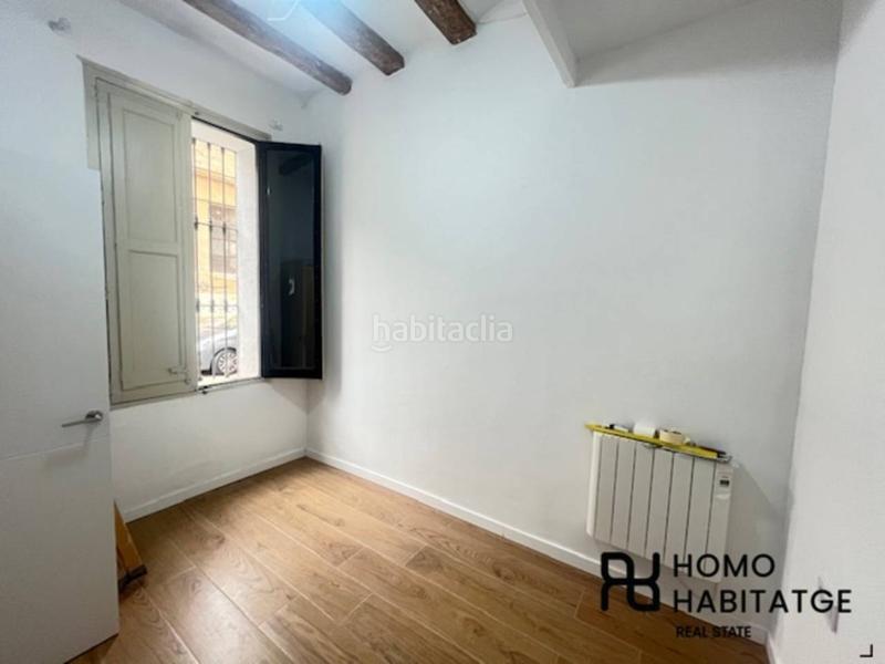 Foto 99f859a5-b778-401b-9e8e-98c3d242baeb. Casa con riscaldamento in Covadonga Sabadell