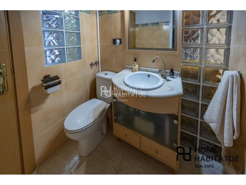 Foto 230a89e9-66f6-442d-9498-1f062601dc33. Dúplex amb calefacció aparcament a Creu de Barberà Sabadell