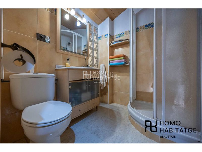 Foto 5be1bfac-bdb2-4ed3-91cb-9140c5ae97dc. Dúplex amb calefacció aparcament a Creu de Barberà Sabadell