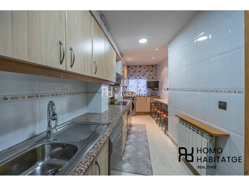 Foto 5c8e3927-24e2-424d-aa1a-ab39e74c96db. Dúplex amb calefacció aparcament a Creu de Barberà Sabadell