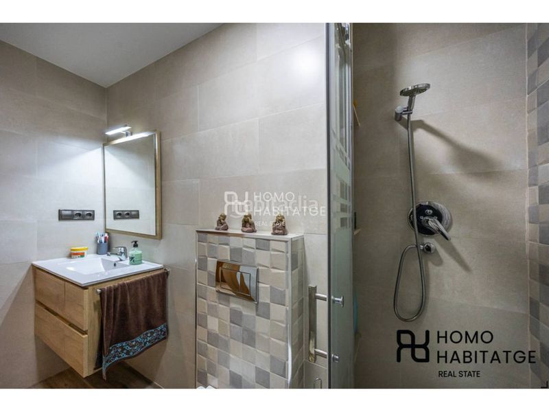 Foto 6701ea76-b556-4bd6-a823-220b2c3f6456. Dúplex amb calefacció aparcament a Creu de Barberà Sabadell